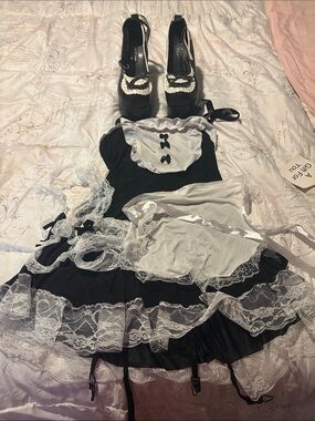 Hot Topic Black and White Lace Maid Dress with Apron and platform Shoes!
